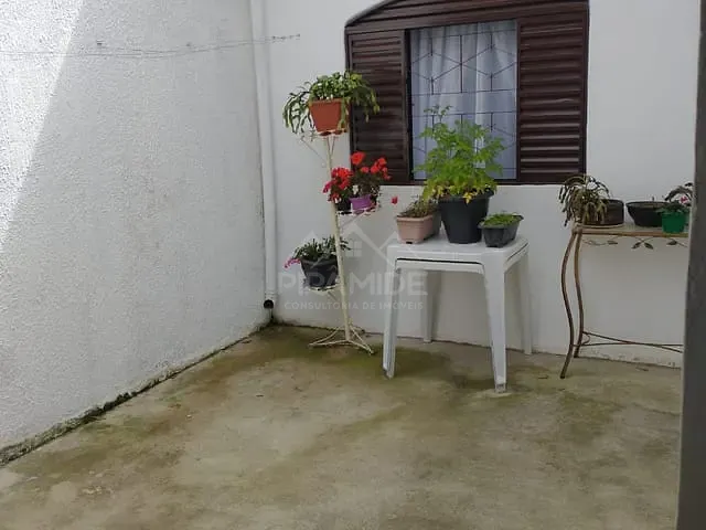 Casa com 163m² 3 quartos e 2 banheiros, à venda, no bairro Jardim Esperança em Poços de Caldas