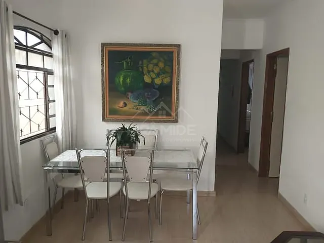 Casa com 163m² 3 quartos e 2 banheiros, à venda, no bairro Jardim Esperança em Poços de Caldas
