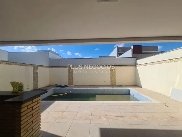 Casa com 220m² 3 quartos e 5 banheiros, à venda, no bairro Condomínio Residencial Villagio milano em Sorocaba