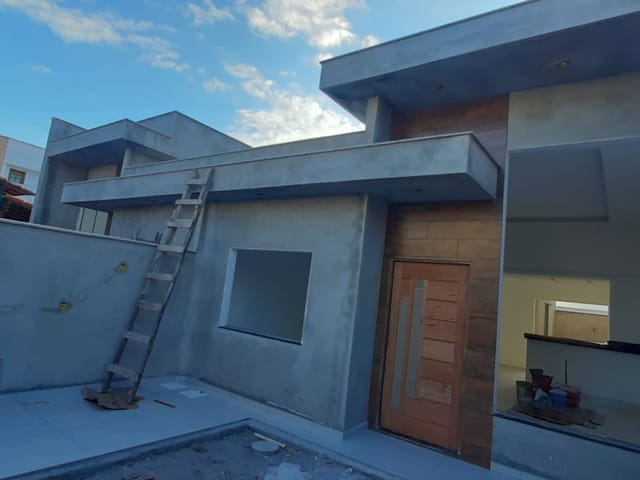 Casa 3 quartos e 2 banheiros, à venda, no bairro Cidade Praiana em Rio das Ostras