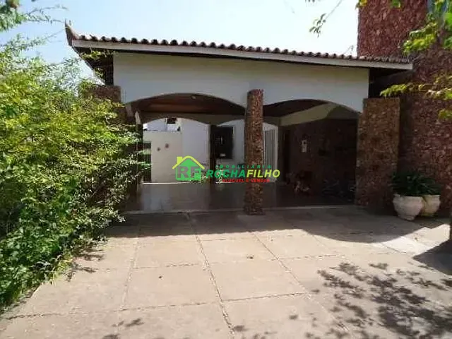 Casa com 900m² 4 quartos e 2 banheiros, à venda ou para alugar, no bairro Ininga em Teresina