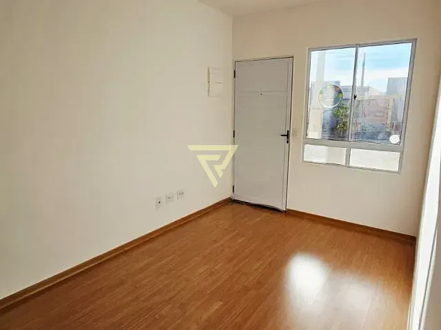 Casa com 140m² 2 quartos e 1 banheiro, à venda, no bairro Santa Iria em Ribeirão Preto