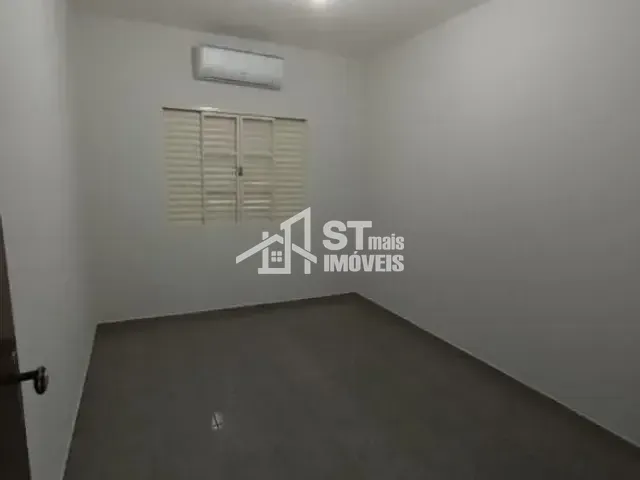 Casa com 126m² 3 quartos e 1 banheiro, para alugar, no bairro Jardim Bela Vista em Andradas