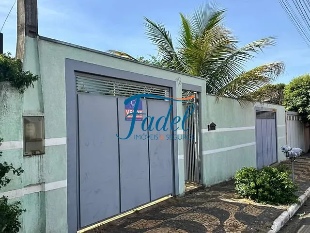 Casa com 325m² 2 quartos e 1 banheiro, à venda, no bairro Vila Aparecida em Conchal