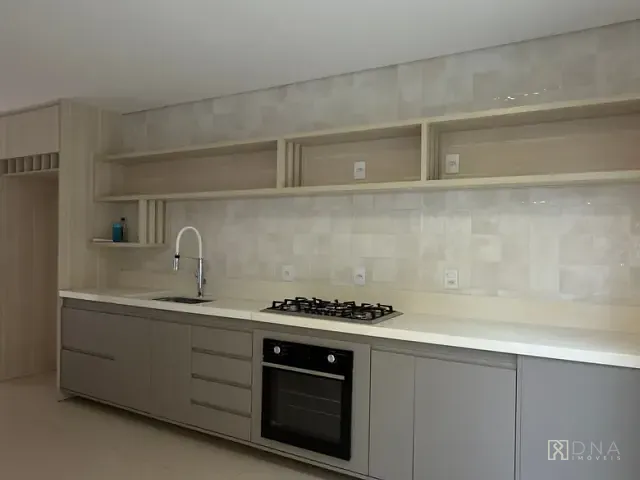Casa 3 quartos e 3 banheiros, para alugar, no bairro Urbanova I em São José dos Campos