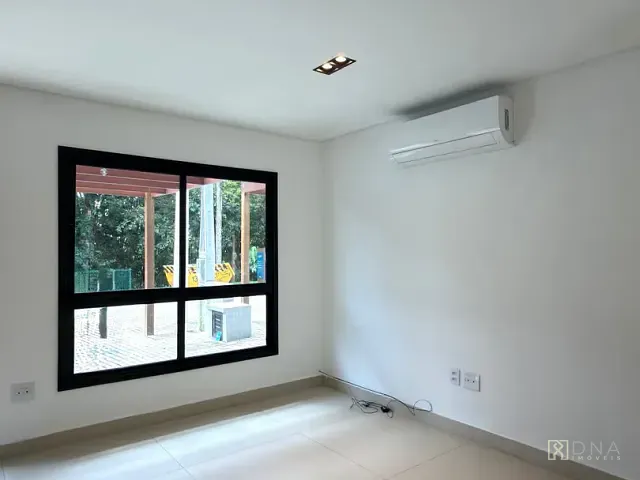 Casa 3 quartos e 3 banheiros, para alugar, no bairro Urbanova I em São José dos Campos