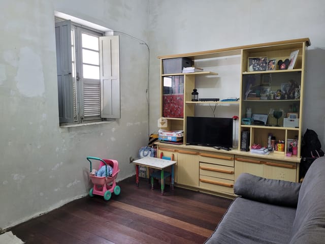 Casa 2 quartos e 2 banheiros, à venda, no bairro Jardim Botânico em Rio de Janeiro