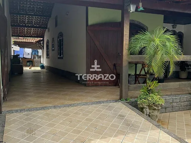 Casa 3 quartos e 3 banheiros, à venda, no bairro Casa de Pedra em Volta Redonda