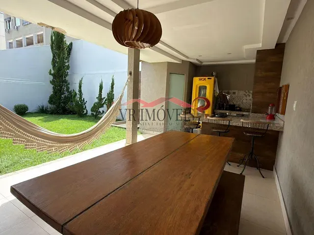 Casa com 288m² 4 quartos e 3 banheiros, à venda ou para alugar, no bairro Jardim Belvedere em Volta Redonda