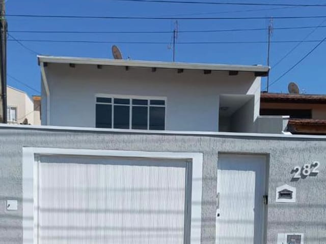 Casa com 150m² 2 quartos e 2 banheiros, à venda, no bairro Jardim Santo André em São João da Boa Vista