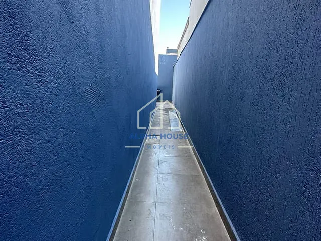 Sobrado 3 quartos e 2 banheiros, à venda, no bairro Residencial Mombaça I em Pindamonhangaba