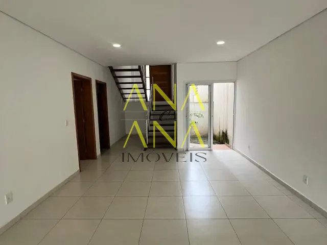 Casa 3 quartos e 4 banheiros, para alugar, no bairro Jardim São José em Bragança Paulista