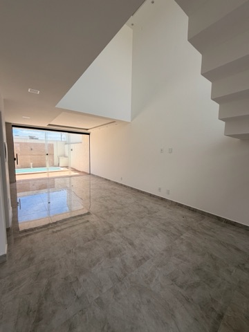 Casa com 160m² 3 quartos e 3 banheiros, à venda, no bairro Parque Tarcisio Miranda em Campos dos Goytacazes