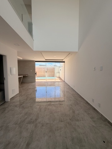Casa com 160m² 3 quartos e 3 banheiros, à venda, no bairro Parque Tarcisio Miranda em Campos dos Goytacazes