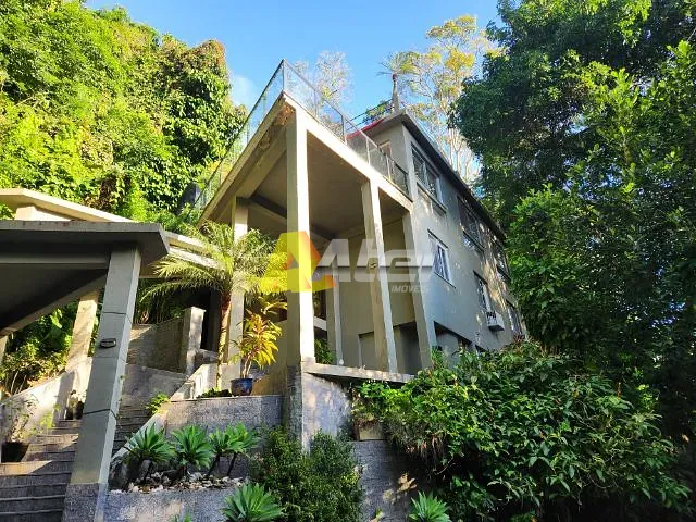 Casa com 581m² 3 quartos e 7 banheiros, à venda, no bairro Itanhangá em Rio de Janeiro