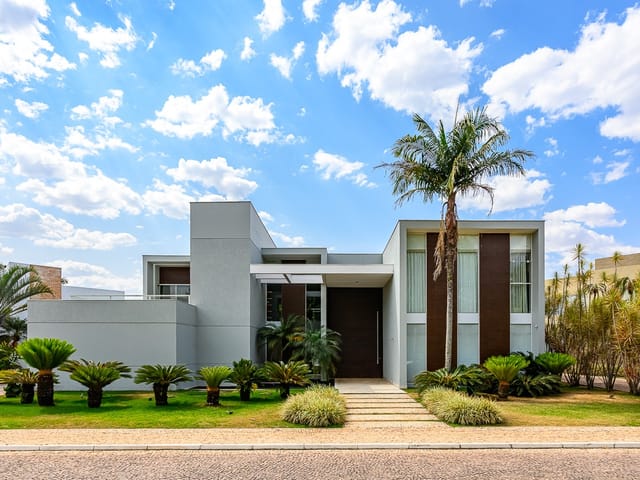 Casa com 2000m² 5 quartos e 8 banheiros, à venda, no bairro Setor de Habitações Individuais Sul em Brasília