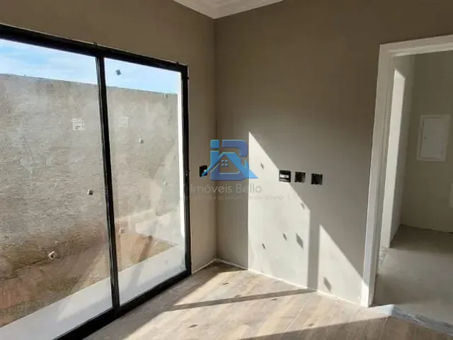 Casa com 500m² 3 quartos e 2 banheiros, à venda, no bairro Santa Cruz em Itatiba