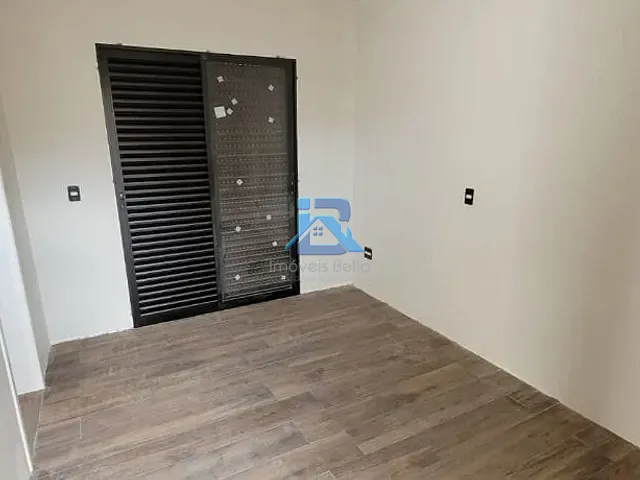 Casa com 500m² 3 quartos e 2 banheiros, à venda, no bairro Santa Cruz em Itatiba