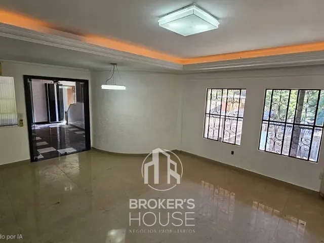 Casa 5 quartos e 6 banheiros, à venda, no bairro Fradinhos em Vitória