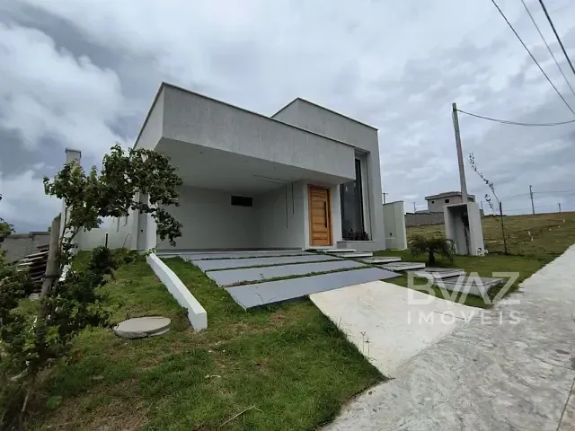 Casa com 252m² 3 quartos e 2 banheiros, à venda, no bairro Vivamar (Tamoios) em Cabo Frio