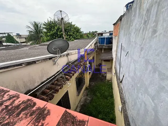 Casa 2 quartos e 1 banheiro, à venda, no bairro Sepetiba em Rio de Janeiro