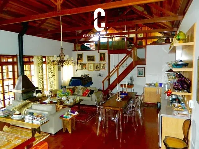 Casa com 2523m² 7 quartos e 6 banheiros, à venda, no bairro Jardim das Flores em Campos Do Jordão