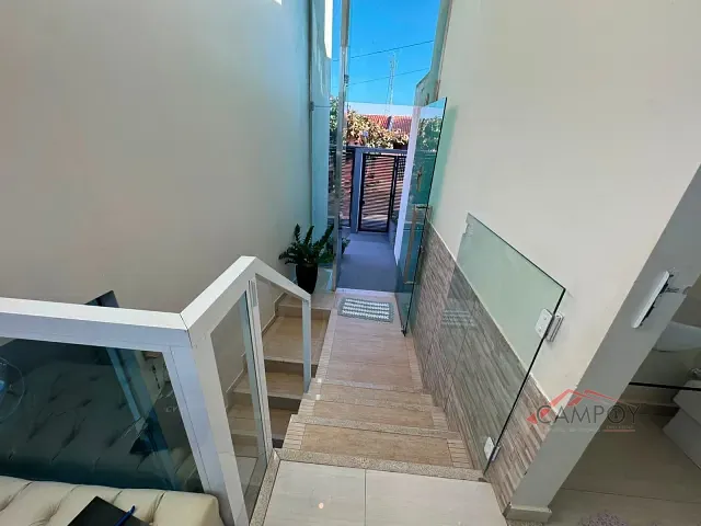 Casa 3 quartos e 2 banheiros, à venda, no bairro Residencial Araucária em Apucarana