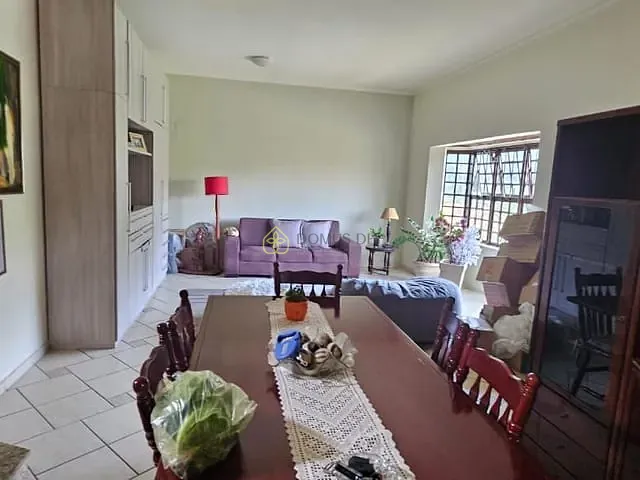 Casa com 300m² 3 quartos e 4 banheiros, à venda, no bairro Morada das Agulhas em Resende