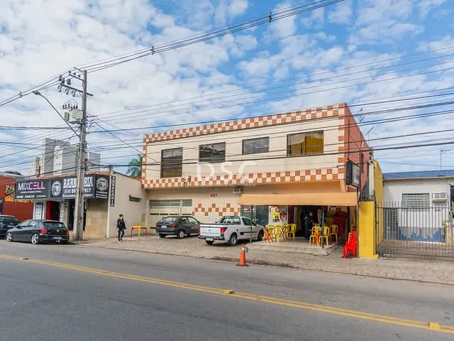 Casa para alugar, no bairro Portão em Curitiba