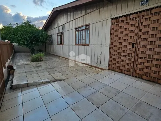 Casa com 270m² 3 quartos e 3 banheiros, à venda, no bairro Centro em Rolândia
