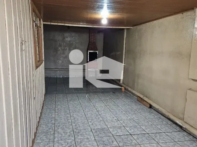 Casa com 270m² 3 quartos e 3 banheiros, à venda, no bairro Centro em Rolândia