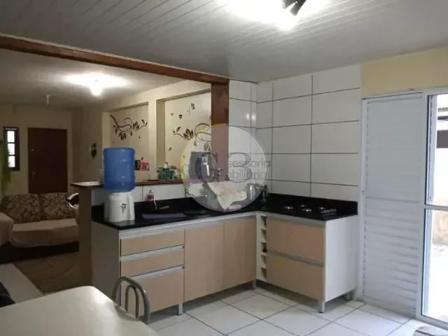 Casa 2 quartos e 2 banheiros, à venda, no bairro Fragata em Pelotas