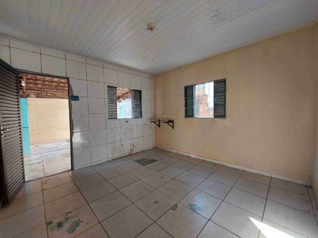 Casa com 324m² 2 quartos e 1 banheiro, à venda, no bairro Jardim Primavera em Nova Mutum