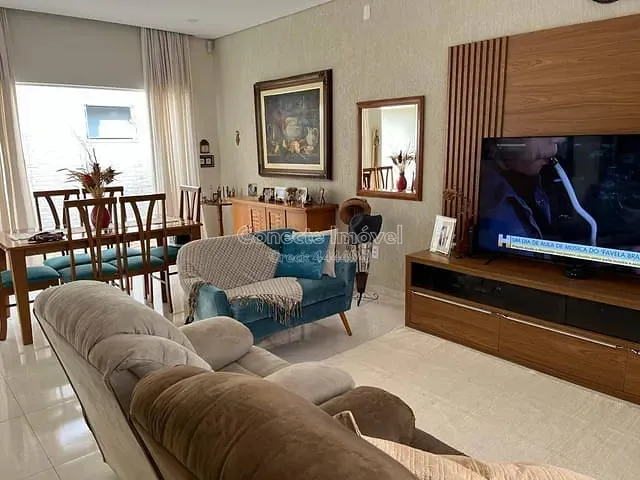 Casa com 250m² 3 quartos e 3 banheiros, à venda, no bairro Jardim Europa em Jaguariúna