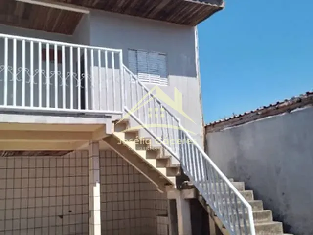Casa com 250m² 4 quartos e 2 banheiros, à venda, no bairro CPA III em Cuiabá