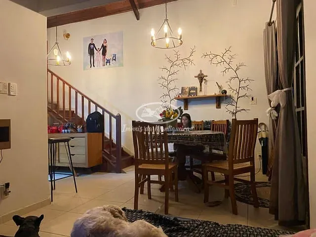 Casa 2 quartos e 2 banheiros, à venda, no bairro Fazendinha (Penedo) em Itatiaia