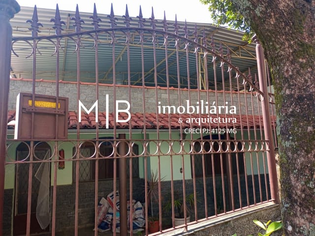 Casa com 243m² 2 quartos e 2 banheiros, à venda, no bairro PRIMAVERA em CATAGUASES