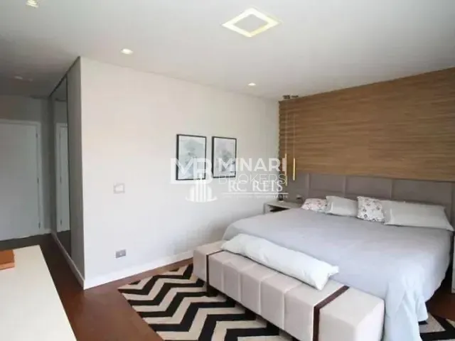 Casa 4 quartos e 6 banheiros, à venda, no bairro Tamboré em Santana de Parnaíba