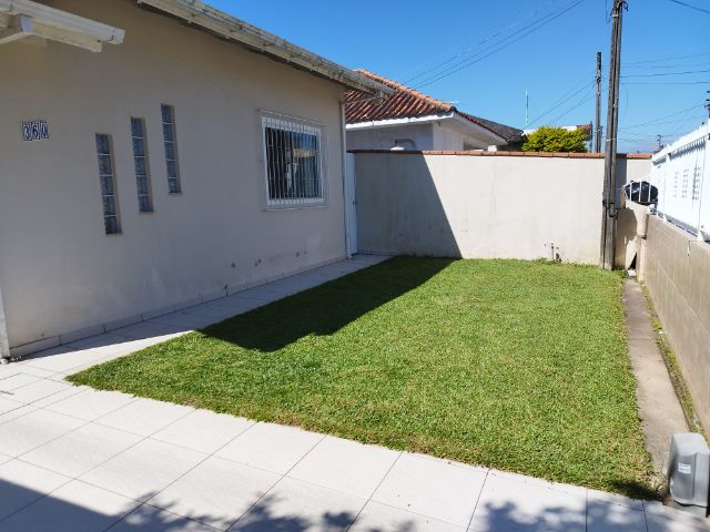 Casa 3 quartos e 3 banheiros, à venda, no bairro Forquilhas em São José