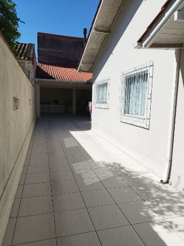 Casa 3 quartos e 3 banheiros, à venda, no bairro Forquilhas em São José