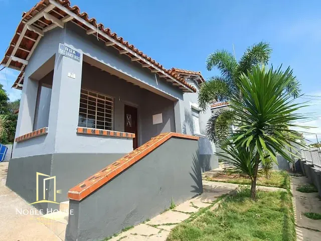 Casa com 366m² 2 quartos e 2 banheiros, à venda, no bairro Centro em Vinhedo