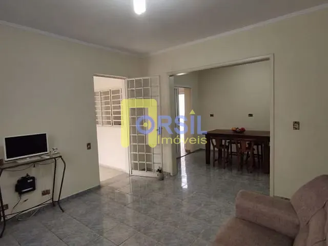 Casa com 108m² 2 quartos e 1 banheiro, para alugar, no bairro Jardim Armênia em Mogi das Cruzes