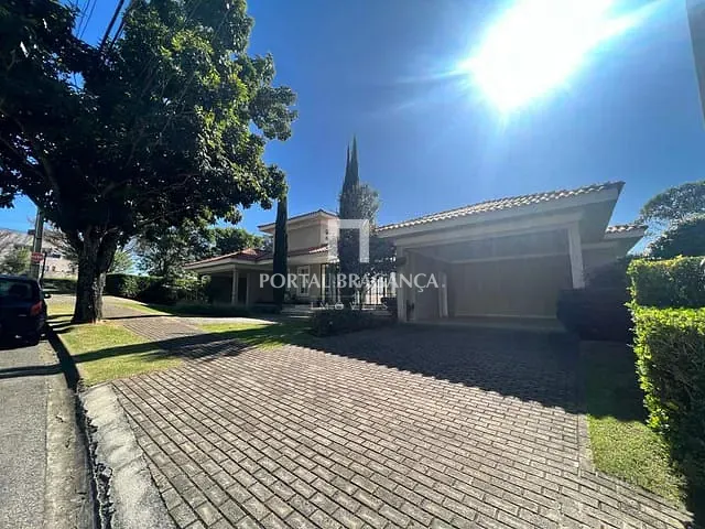 Casa com 1080m² 5 quartos e 7 banheiros, à venda, no bairro Condomínio Residencial Fazenda Santa Helena em Bragança Paulista