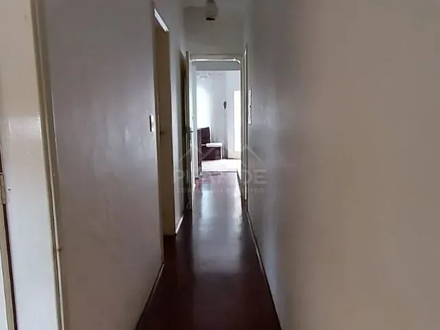 Casa com 250m² 4 quartos e 5 banheiros, à venda, no bairro Parque Primavera em Poços de Caldas