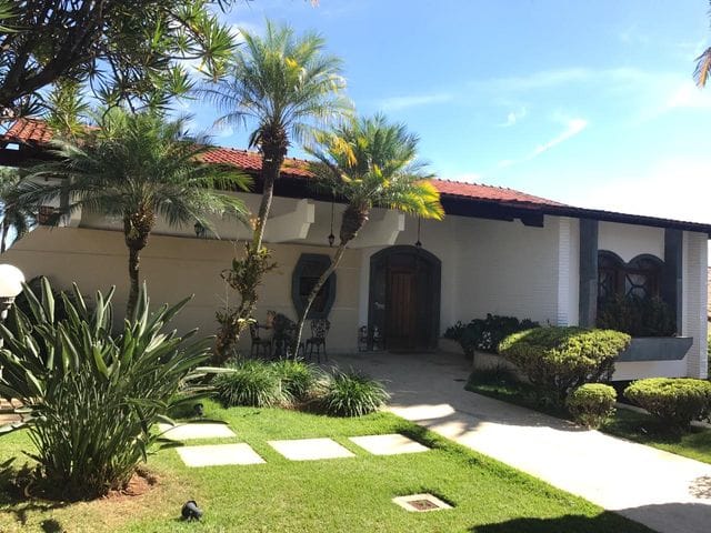 Casa com 553m² 5 quartos e 5 banheiros, à venda, no bairro Bandeirantes em Belo Horizonte