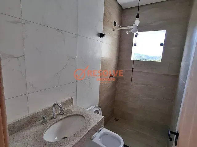 Casa com 160m² 2 quartos e 3 banheiros, à venda, no bairro Centro em Guararema