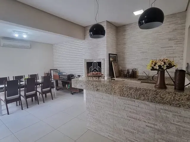 Casa com 125m² 3 quartos e 2 banheiros, para alugar, no bairro Ribeirão do Lipa em Cuiabá