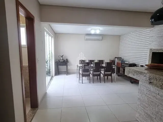 Casa com 125m² 3 quartos e 2 banheiros, para alugar, no bairro Ribeirão do Lipa em Cuiabá