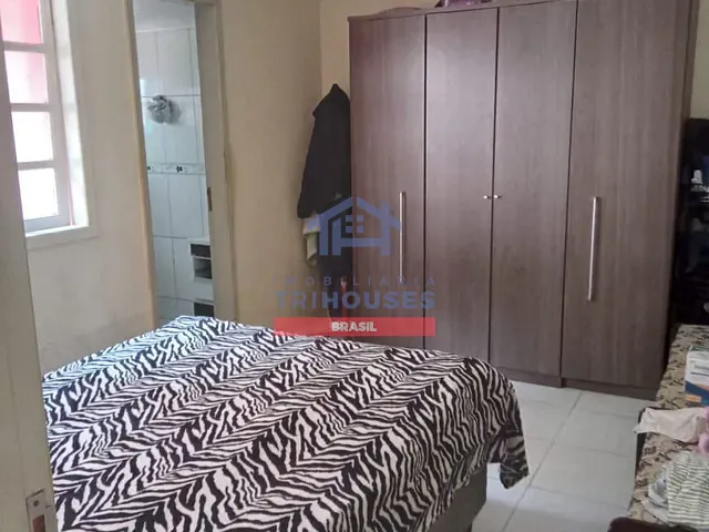 Casa com 876m² 3 quartos e 2 banheiros, à venda, no bairro Vila São Cristóvão em Piraquara