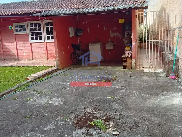 Casa com 876m² 3 quartos e 2 banheiros, à venda, no bairro Vila São Cristóvão em Piraquara